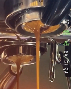 Máy pha cà phê Espresso bán tự động siêu đẹp dễ sử dụng trong loại thương mại - Product Image 1