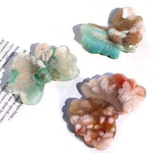 Ukiran Tangan Batu Akik Bunga Hijau Alami Batu Penyembuhan Kupu-kupu Ukiran untuk Ornamen - Product Image 2