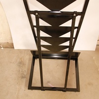 Offre Spéciale Design Personnalisé En Métal Noir triangle marbre Carreaux De Céramique Présentoir De Pierre Quartz Échantillon Plancher présentoirs
