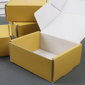 Sponge Liner Gold Foil Embossing Printing <b>Folder</b> Type UV Coating Matt Lamination Vanishing Custom Luxury Corrugated Shipping Box - Product Image 1