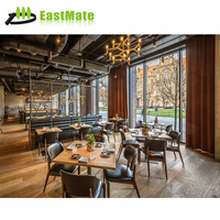 Vente en gros d'ensemble de restaurant moderne de luxe Chaises de table en bois massif Chaise de bar en bois PU Mobilier pour restaurant Hôtel Restaurant