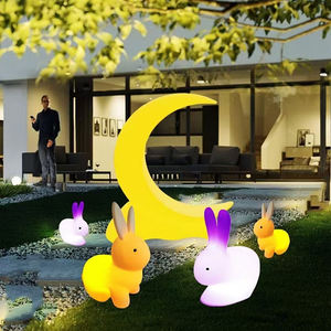 Chaise balançoire en forme <span class=keywords><strong>de</strong></span> <span class=keywords><strong>demi</strong></span>-<span class=keywords><strong>lune</strong></span> LED pour <span class=keywords><strong>parc</strong></span> à thème Spot extérieur Photogenic Props Ornaments Landscape Decoration Display Space Art - Product Image 1