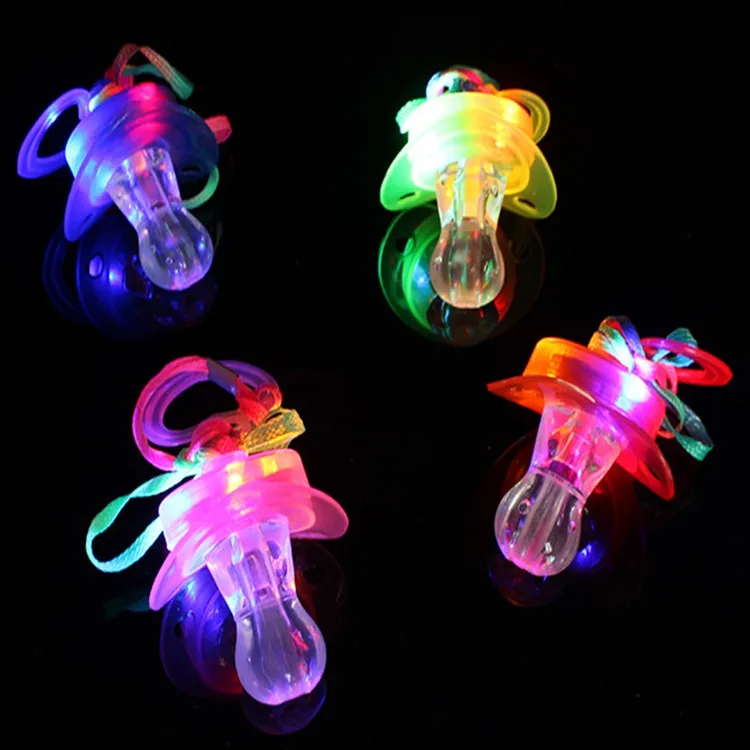 Hstyle Glow Whistles Suministros para fiestas LED Light up Whistle con collar de cordón Colorido Glow in the Dark Party Favor para suministro
