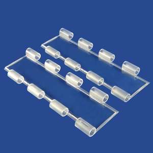 Porte commerciale haute résistance, moderne, anti-effraction, en polycarbonate transparent, volet roulant transparent à lattes. - Product Image 4