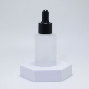 ขวดแก้วใสทรงกลมแบบใหม่ขนาด 30 มล. พร้อมหัวหยดแบบไหล่เรียบ - Product Image 5