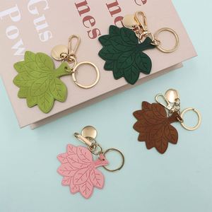 Creative Pomelo Leaves Pendants Fashion Leaf Shape Bag <b>Charm</b> with <b>Keyring</b> Faux Leather Leaves Bag Pendant for Decoration - Product Image 1