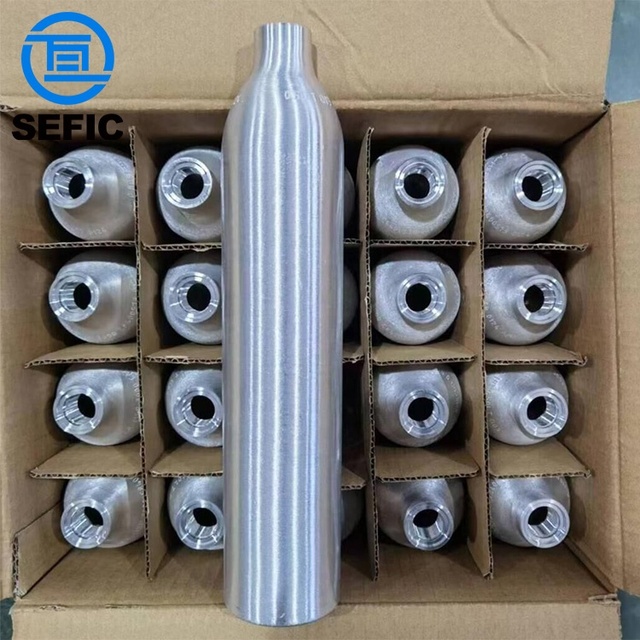 Refillable 0.5l Air Tank Mini Scuba Air Tank Dive Diving Equipment Underwater Breath for Diving Enthusiast Breath Underwater