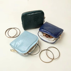 Sacs à bijoux de luxe en cuir PU imperméables avec fermeture éclair métallique pour bagues, boucles d'oreilles, pendentifs et bracelets, idéaux pour les cadeaux promotionnels - Product Image 3