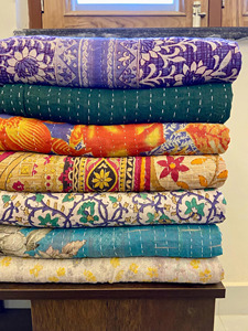 Colcha Kantha de Algodón Hecha a Mano, 60x90 Pulgadas, Colcha India de Patchwork, Manta Boho Reversible, Cosida a Mano, Lavable, para Hogar y Hotel - Product Image 2