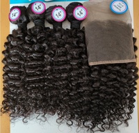 Lots de Mèches Mélangées en Gros avec Closure 4*4 Style Bouclé Kinky Couleur Naturelle Lots de Cheveux Bon Marché pour Femmes Noires
