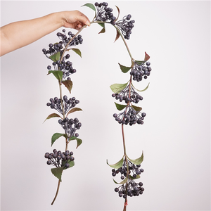 卸売高品質リアルタッチ5.2ftロングフェイクホリーブルーベリーツイン葉付き人工ベリーガーランド - Product Image 6