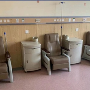 Luxury Hospital Comfortable <b>Recliner</b> Medical Transfusion <b>Chair</b> With IV Pole Adjustable Infusion <b>Chairs</b> - Product Image 6