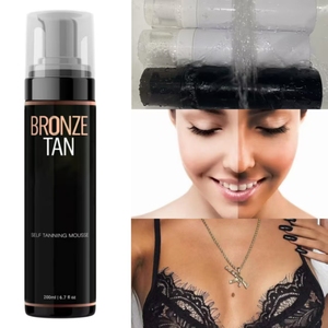 Mousse auto-bronzante 1 pièce, Mousse à effet naturel Ultra foncé, scintillante pour le visage et le corps - Product Image 3