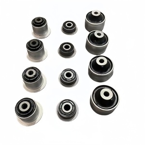 Convient pour les bagues en caoutchouc des bras supérieurs et inférieurs Aston Martin Vantage, bagues de bras triangulaires 8G333A052AB 8G333084AC - Product Image 1