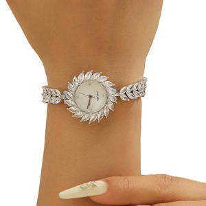 Nouvelle montre-bracelet pour femme, ronde, sertie de diamants, bracelet réglable, montre à quartz - Product Image 6