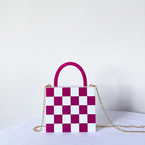 Bolso de Mano Diagonal Cruzado para Mujer, Diseño Geométrico con Logotipo de PU, Gran Capacidad, Estilo Gu Ling Jing Guai, Ideal para Eventos - Product Image 1