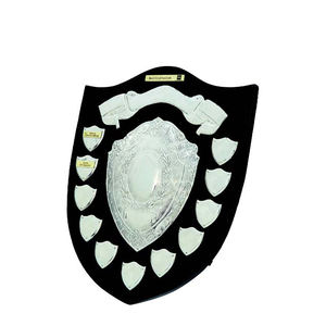 Escudo decorativo de latón y madera para habitación - Product Image 1