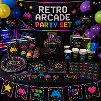 Maßgefertigte Plastik-Event-Deko Retro-Arcade-Spiel Geburtstagsparty-Zubehör Pixel-Themen-Dekorationen Geschenktüten