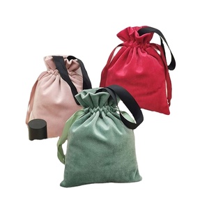 Sac à cordon en velours personnalisé avec ruban en satin, petite pochette cadeau pour bijoux, pour l'emballage de bagues, colliers, boucles d'oreilles, vente en gros - Product Image 1