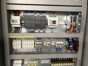 7.5KW VFD + PLC + HMI phân phối điện thiết bị tự động áp suất không đổi Hệ thống điều khiển cho máy bơm nước - Product Image 3