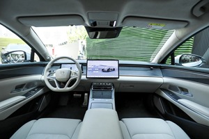 2025 BYD Han LEV Alto rendimiento 601km 4WD 701km 2WD Láser para Radar Larga resistencia 240 km/H Auto Alta velocidad Pure New Energy <span class=keywords><strong>Veh</strong></span> - Product Image 3