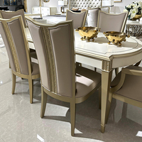 Table à manger en bois massif blanc crème de luxe de style français avec plateau à motifs floraux sculptés à la main