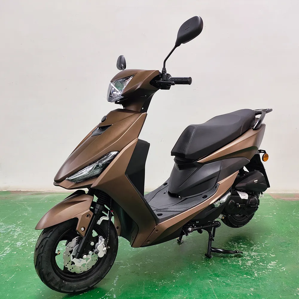 EPA EEC DOT Adulte pas cher personnalisable 50cc Essence moto cyclomoteur scooters à essence