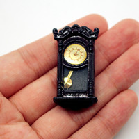 Mainan Jam Dinding Retro Model Rumah Boneka untuk Adegan Ruang Tamu dan Kamar Tidur Rumah Miniatur