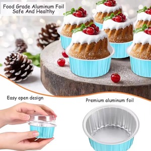 Moules de cuisson jetables en aluminium doré, antiadhésifs et résistants au four, pour choux et cupcakes, idéaux pour les fêtes - Product Image 1