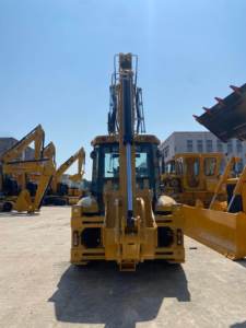 รถตักแบคโฮ CAT 428F มือสอง น้ำหนัก 7.7 ตัน ขับเคลื่อน 4 ล้อ พร้อมเครื่องยนต์ CAT C4.4 แท้ สำหรับงานบำรุงรักษาถนน - Product Image 4