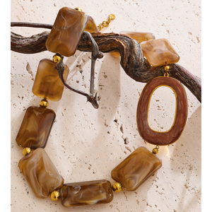 JINYOU 4184 Collana Europea Esagerata Popolare con Perle Rettangolari in Resina Color Ambra, Girocollo, <span class=keywords><strong>Gioielli</strong></span> - Product Image 5