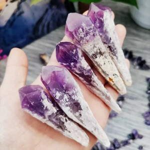 Venta al por mayor a granel de Amatista natural en bruto, Cetro, Varita, Raíces de espina dorsal, Torre de punta de cuarzo, Piedra de aromaterapia sin fuego para meditación - Product Image 1