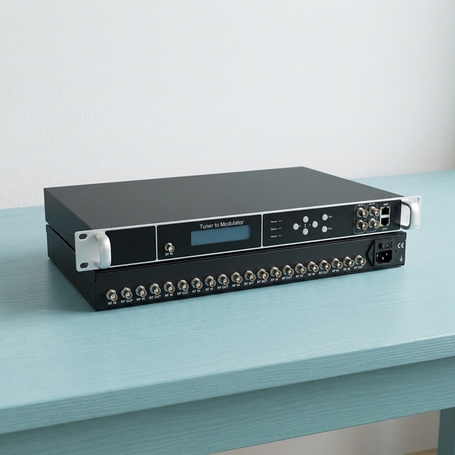 24 Tuner FTA DVB-S2/ISDB-T/DVB-C/DTMB/ATSC to IP Gateway with 512 SPTS & 8 MPTS Support BISS Decryption for Hotel IPTV & CATV