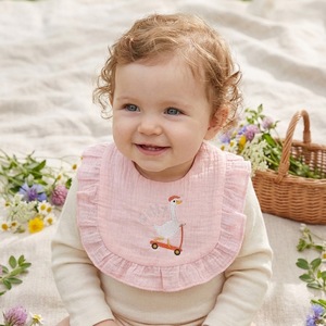 Bavoirs pour bébé en coton mousseline doux pour la peau, à volants, imperméables, réutilisables et lavables pour l'alimentation quotidienne et la dentition - Product Image 1
