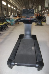 Caminadora de Lujo para Entrenamiento Cardiovascular, Equipo de Gimnasio, Motorizada, con Pantalla Táctil LCD, TV Electrónica, Caminadora Comercial - Product Image 4
