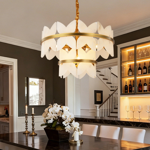 Plafonnier AC moderne et élégant à cadre doré, blanc chaud, avec pétales en albâtre faits à la main, idéal pour chambre, entrée, hall d'hôtel - Product Image 2