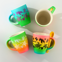 Tasse à thé en porcelaine blanche en gros Tasse à café en céramique promotionnelle avec logo personnalisé imprimé pour les cadeaux de Noël
