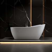Baignoire autoportante en acrylique blanc 1,7 m, moderne, avec fonction massage et drain central, pour salle de bain d'hôtel