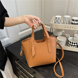 Récemment vendu bien 2025 été nouveau modèle litchi motif filles sacs à main en cuir sacs femmes à la mode sac à bandoulière - Product Image 1