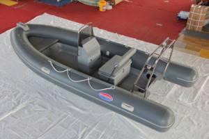 <span class=keywords><strong>Bateau</strong></span> gonflable <span class=keywords><strong>de</strong></span> nervure <span class=keywords><strong>de</strong></span> pêche <span class=keywords><strong>de</strong></span> tube <span class=keywords><strong>de</strong></span> PVC <span class=keywords><strong>de</strong></span> <span class=keywords><strong>bateau</strong></span> <span class=keywords><strong>de</strong></span> coque <span class=keywords><strong>de</strong></span> fibre <span class=keywords><strong>de</strong></span> verre <span class=keywords><strong>semi</strong></span>-<span class=keywords><strong>rigide</strong></span> RIB-480A avec la queue conique <span class=keywords><strong>de</strong></span> cylindre - Product Image 6