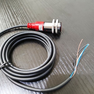 เซ็นเซอร์โฟโตอิเล็กทริคแบบสะท้อนแสงกระจาย Leuze FT328.3/2N รุ่นใหม่ล่าสุด  แบบ NPN Output  IP55 220V ความแม่นยำสูง 500Hz Switching Leuze FT32 - Product Image 3