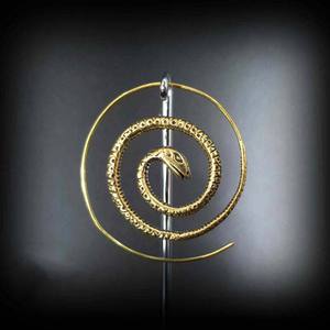 Orecchini quotidiani minimalisti ed eleganti a forma di serpente in acciaio inossidabile leggero e Versatile alla moda e placcato - Product Image 6