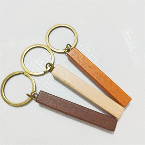 Nouveau cadeau de pendaison de crémaillère : Porte-clés rectangulaires vierges en <span class=keywords><strong>bois</strong></span> de hêtre pour personnalisation DIY, accessoires de sac, pour amis - Product Image 5