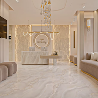 Vitrine à bijoux sur mesure Retron, design moderne et élégant, éclairage LED, écologique, robuste, présentoir en bois personnalisé pour salon de beauté