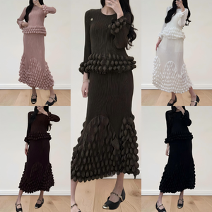 Set Elegante da Donna Taglie Forti di Alta Qualità, Design alla Moda, Tinta Unita, Modesto Completo Due Pezzi per Ufficio - Product Image 5