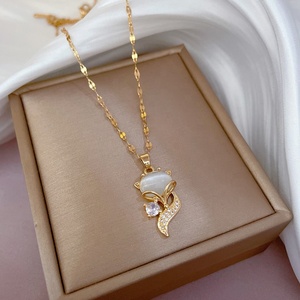 <span class=keywords><strong>Collier</strong></span> pendentif tendance en acier inoxydable plaqué or avec zircon en forme de fleur, bijoux Miss Fox <span class=keywords><strong>pour</strong></span> petite amie - Product Image 5