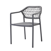 Chaise de patio extérieure tissée de luxe moderne, en aluminium gris, empilable, pour restaurant, salle à manger et salon