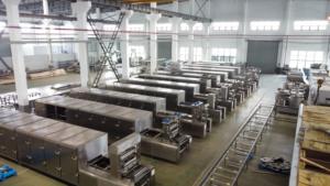 High Efficiency Rainbow Belt Gummy Sour <strong>Candy</strong> Halal Red Licorice <strong>Twizzlers</strong>-Style Twist Licorice Making Machine - Product Image 4