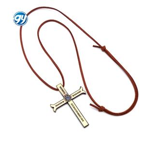 Nuevo collar de Cruz Mihawk de una pieza colgante de espada de ojo de <span class=keywords><strong>halcón</strong></span> regalo de joyería de Anime - Product Image 4