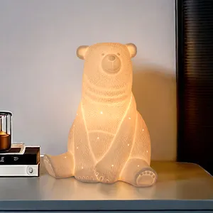 공장 도매 곰 귀여운 동물 모양 침대 옆 램프 따뜻한 빛 에너지 절약 전기 테이블 책상 장식 램프